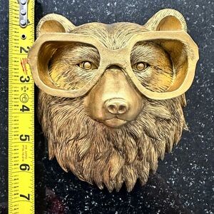 COPY - Gold Bear Animal Head Wall Decor 
Condition: New